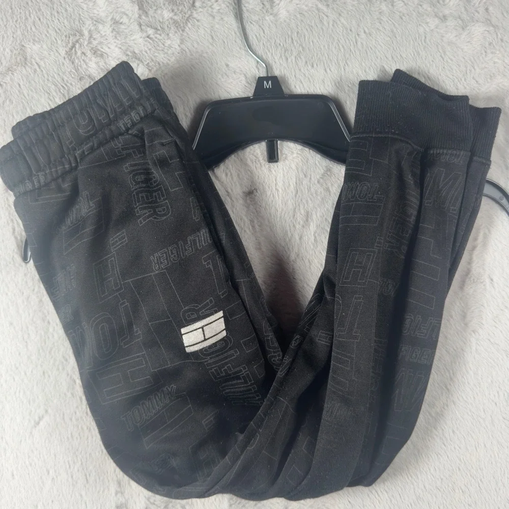 Tommy Hilfiger Boys Black All Over‎ Logo Jogger Sweatpants Size 7 Kids